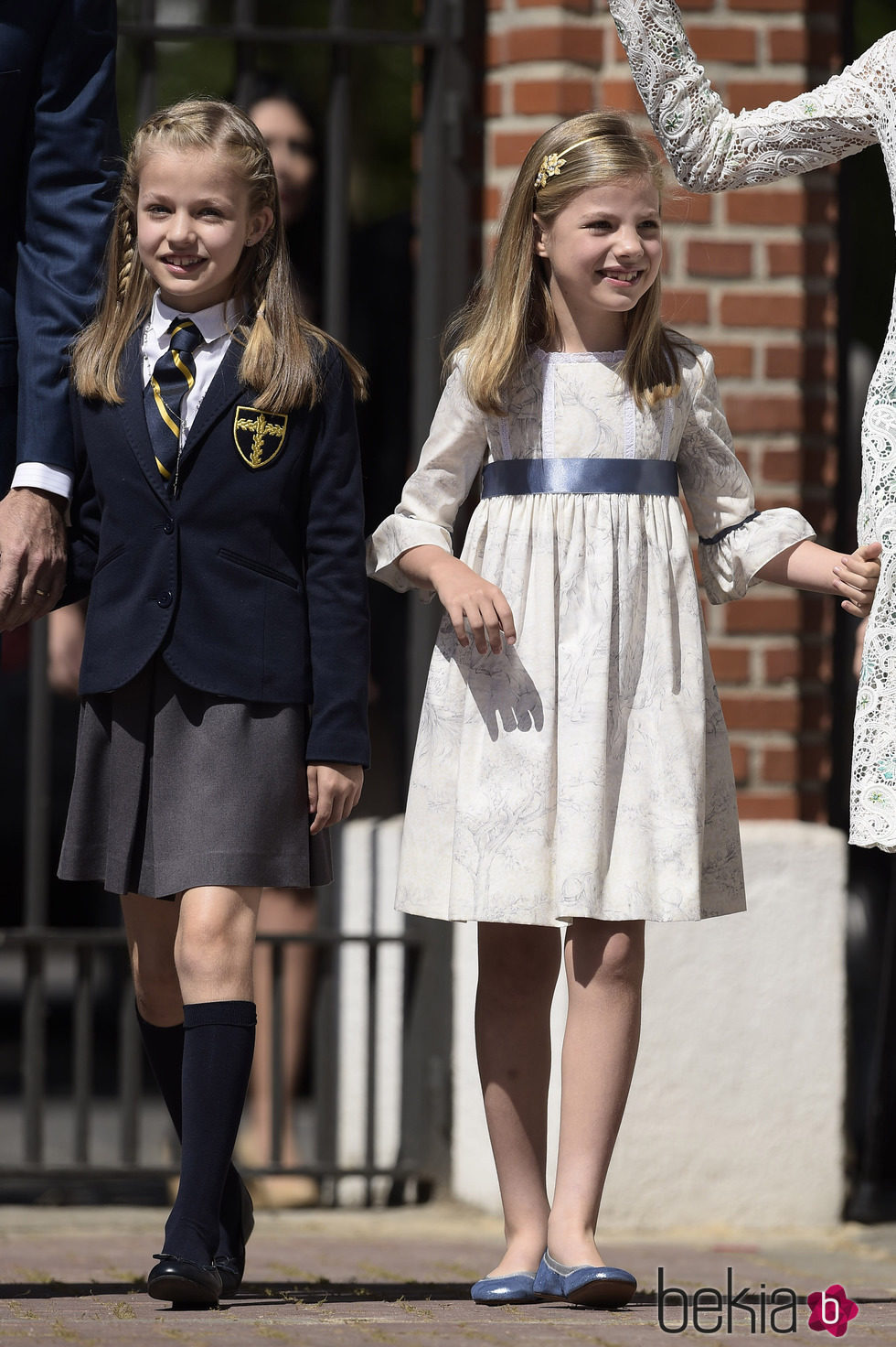 La Princesa Leonor con la Infanta Sofía en su Primera Comunión