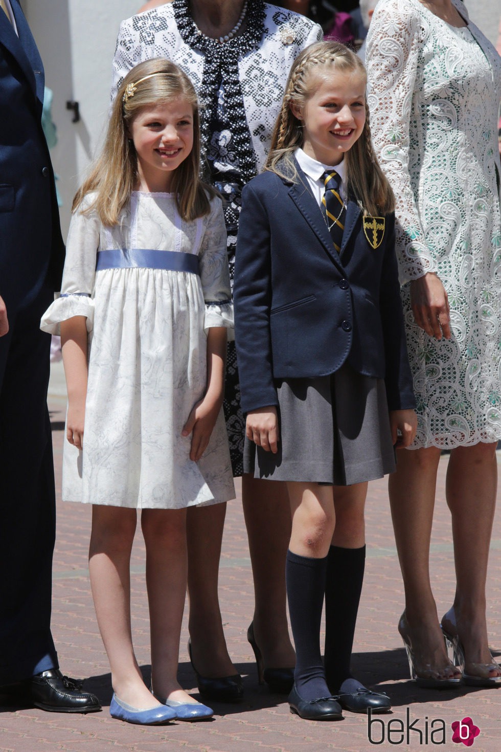 La Princesa Leonor con su hermana Sofía en su Primera Comunión