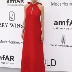 Doutzen Kroes en la gala amfAR del Festival de Cannes 2015