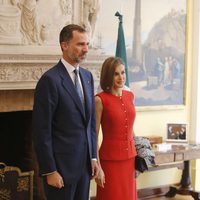 Los Reyes Felipe y Letizia en la Embajada de España en su Viaje de Estado a México