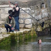 Maisie Williams se sumerge en agua helada en el rodaje de la temporada 6 de 'Juego de Tronos'