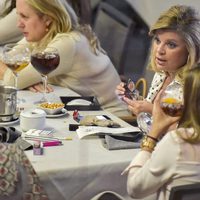 Terelu Campos tomando copas con unas amigas