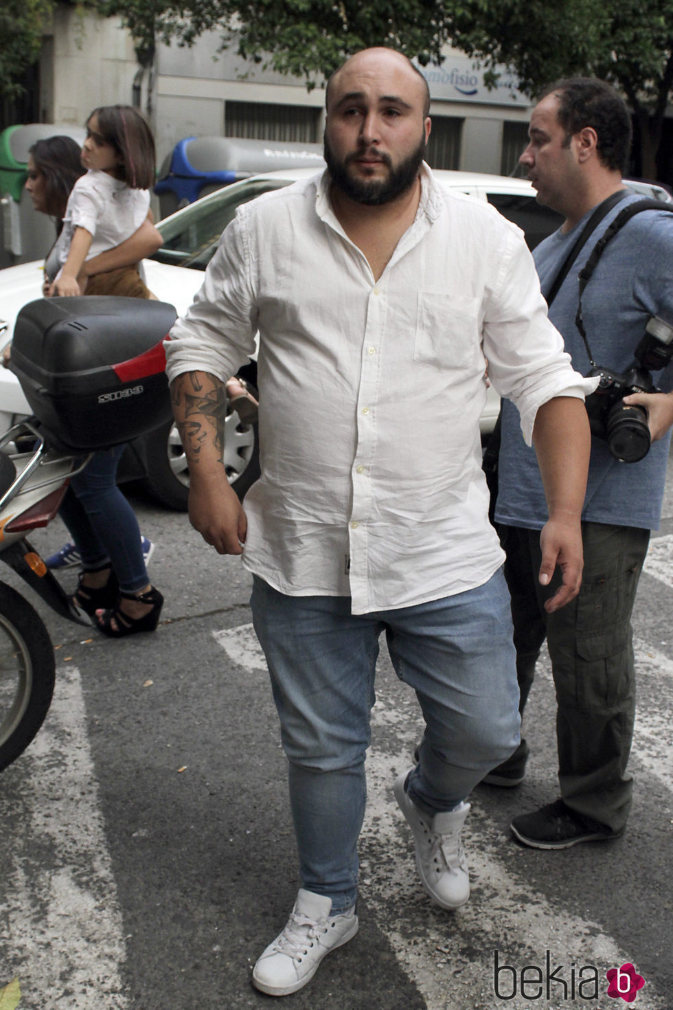 Kiko Rivera por las calles de Sevilla tras su entrevista en 'Sálvame Deluxe'