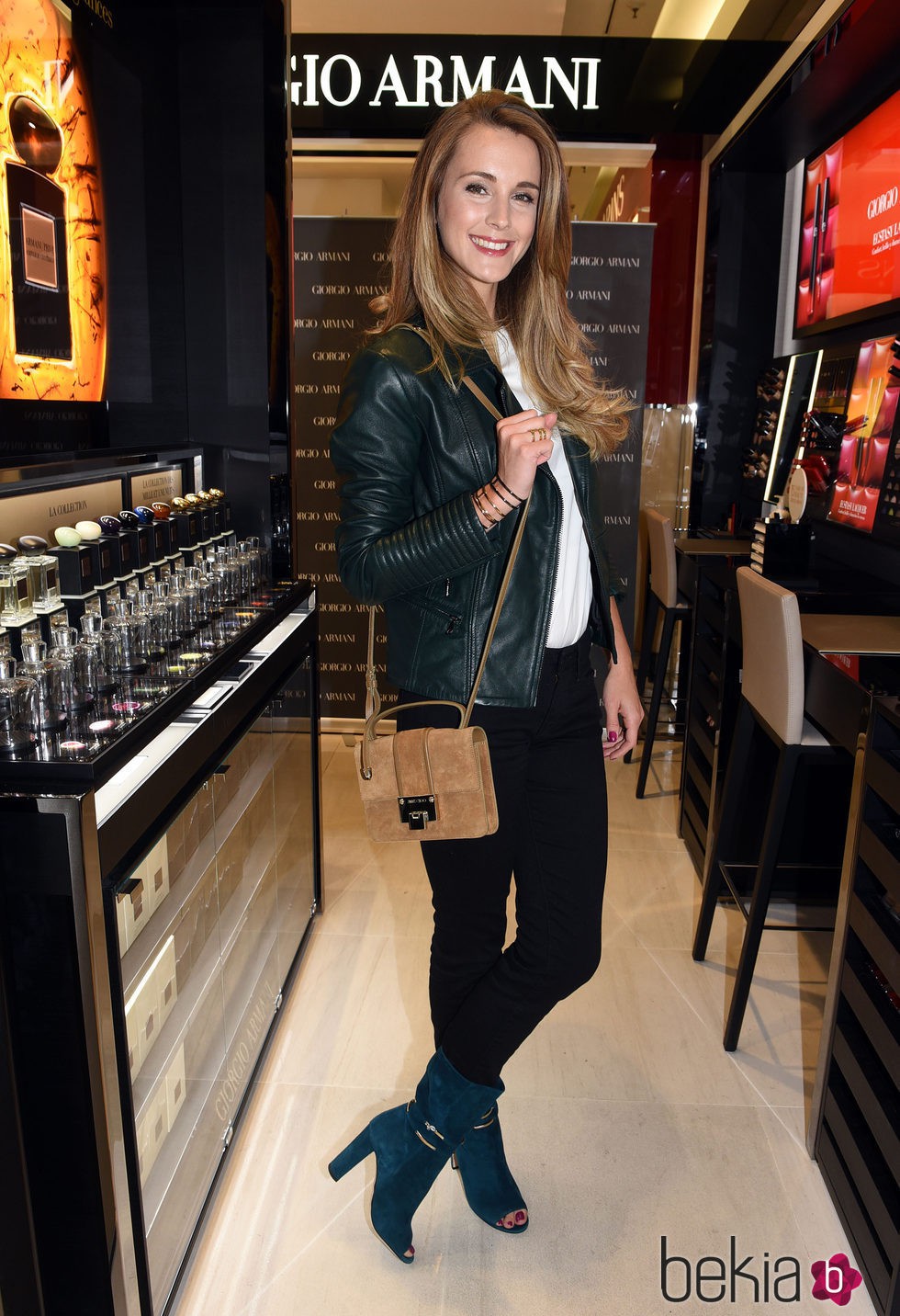 Astrid Klisans en la presentación de una tienda de Giorgio Armani Beauty