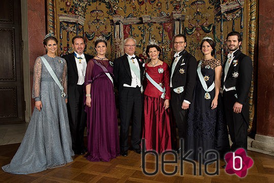 La Familia Real Sueca felicita el año 2016