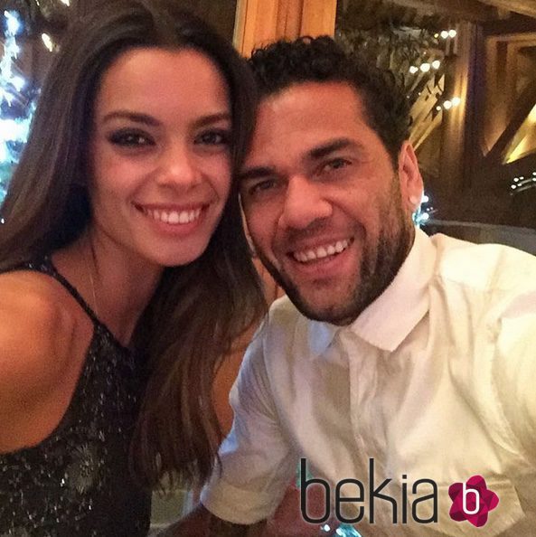 Dani Alves y Joana Sanz celebrando Nochebuena 2015