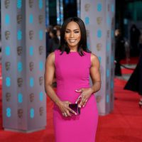Angela Bassett en la alfombra roja de los BAFTA 2016