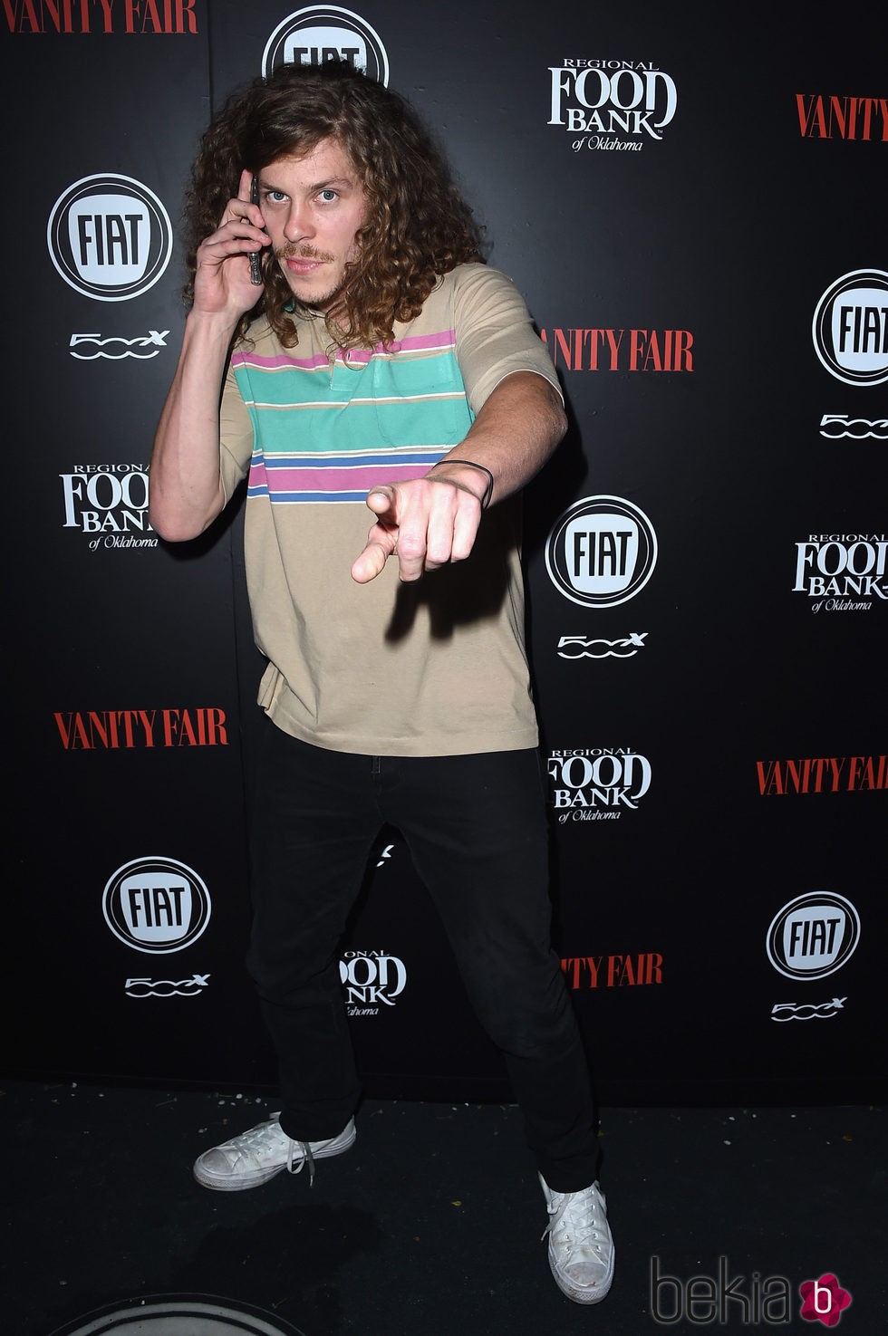 Blake Anderson en una fiesta organizada por Vanity Fair en Hollywood