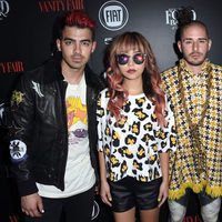 Joe Jonas, JinJoo Lee, Cole Whittle y Jack Lawless 'DNCE' en una fiesta organizada por Vanity Fair en Hollywood