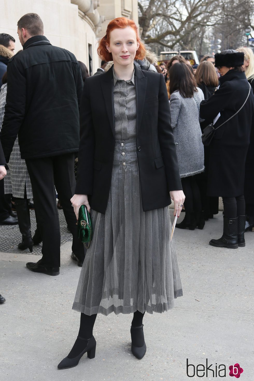 Karen Elson en el desfile de Chanel en Paris Fashion Week otoño/invierno 2016/2017