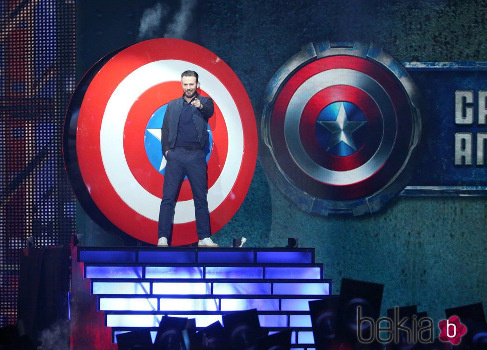 Chris Evans en los Nickelodeon Kids' Choice Awards 2016