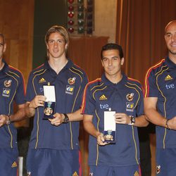 Víctor Valdés, Fernando Torres, Pedro González y Pepe Reina, Mérito Deportivo 2011