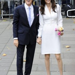 Paul McCartney y Nancy Shevell a la entrada de la Iglesia