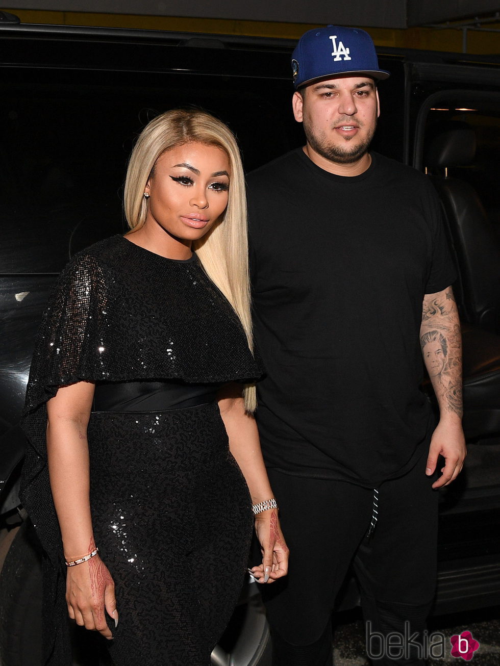 Rob Kardashian junto a su prometida Blac Chyna