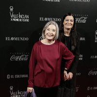 Nuria Espert y su hija Alicia Moreno Espert en los Premios Valle-Inclan de Teatro 2016