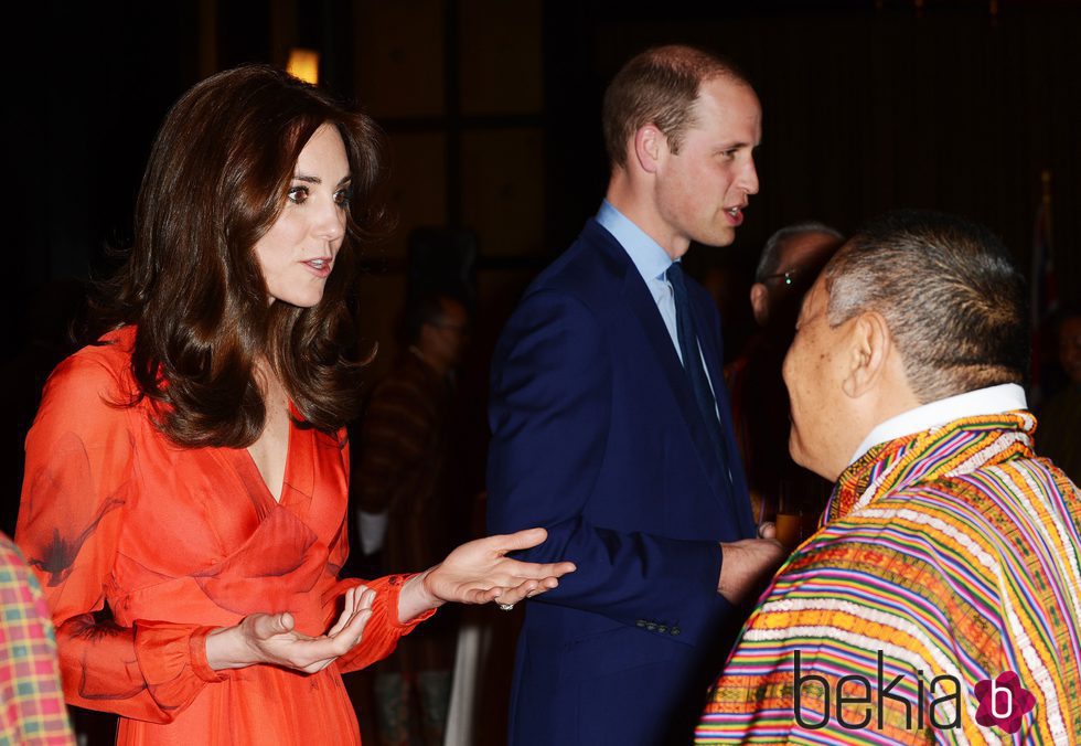 Los Duques de Cambridge en una cena de cooperación entre Inglaterra y Bhutan