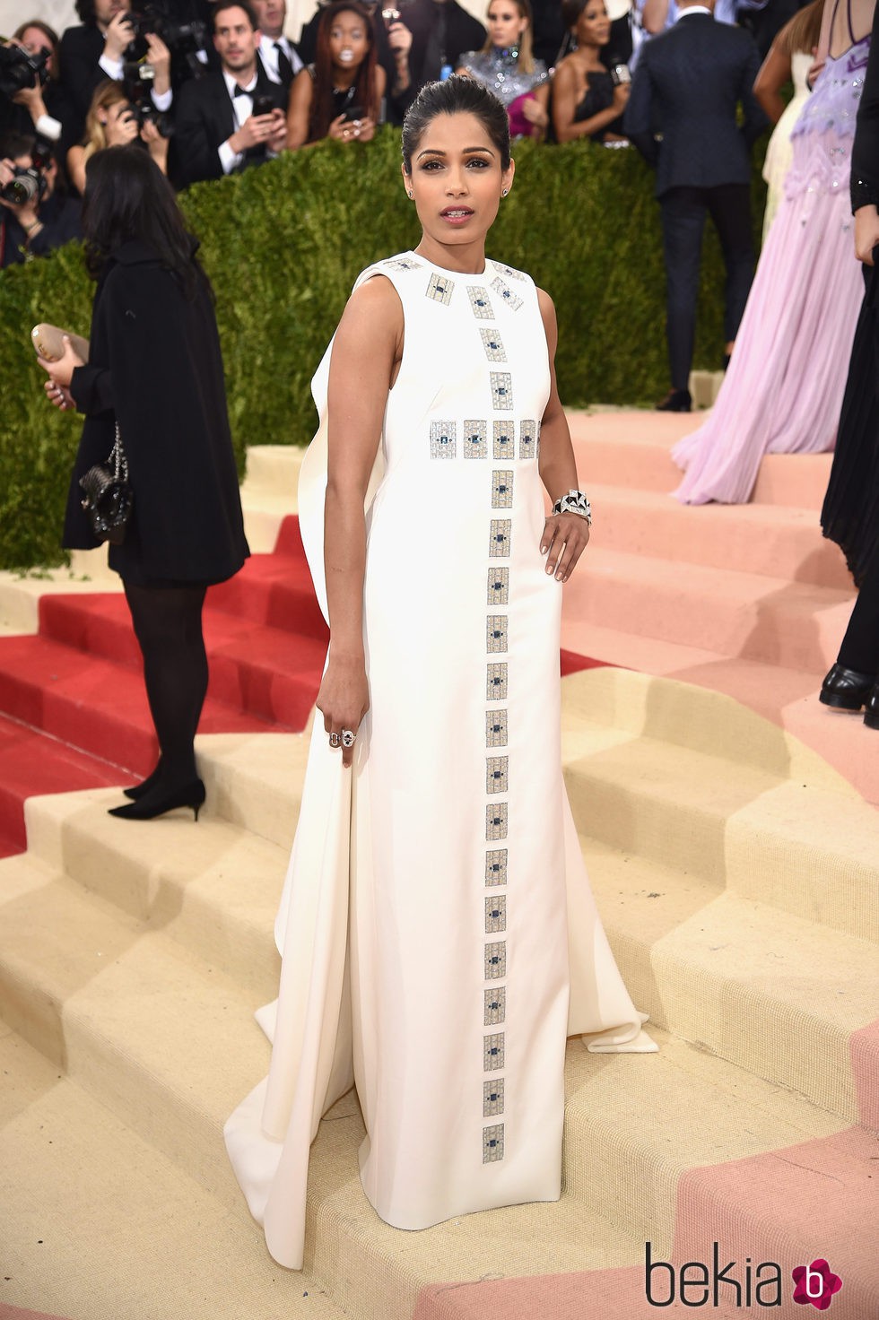Freida Pinto en la Gala Met 2016