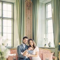 Primera imagen de Carlos Felipe de Suecia y Sofia Hellqvist con su hijo Alejandro