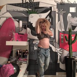 Azahara muestra su tripita de embarazada