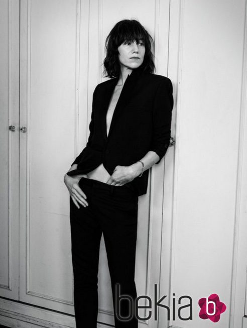 Charlotte Gainsbourg posando para Interview Magazine
