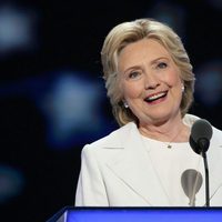 La candidata a la presidencia Hillary Clinton en una Convención Demócrata