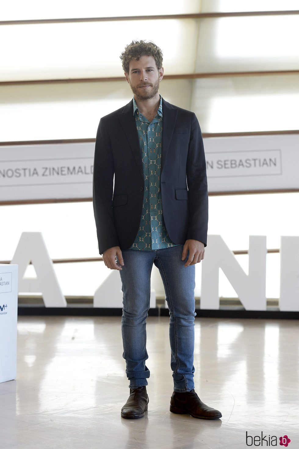 Álvaro Cervantes presenta '1989. Los últimos de Filipinas' en el Festival de Cine de San Sebastián 2016