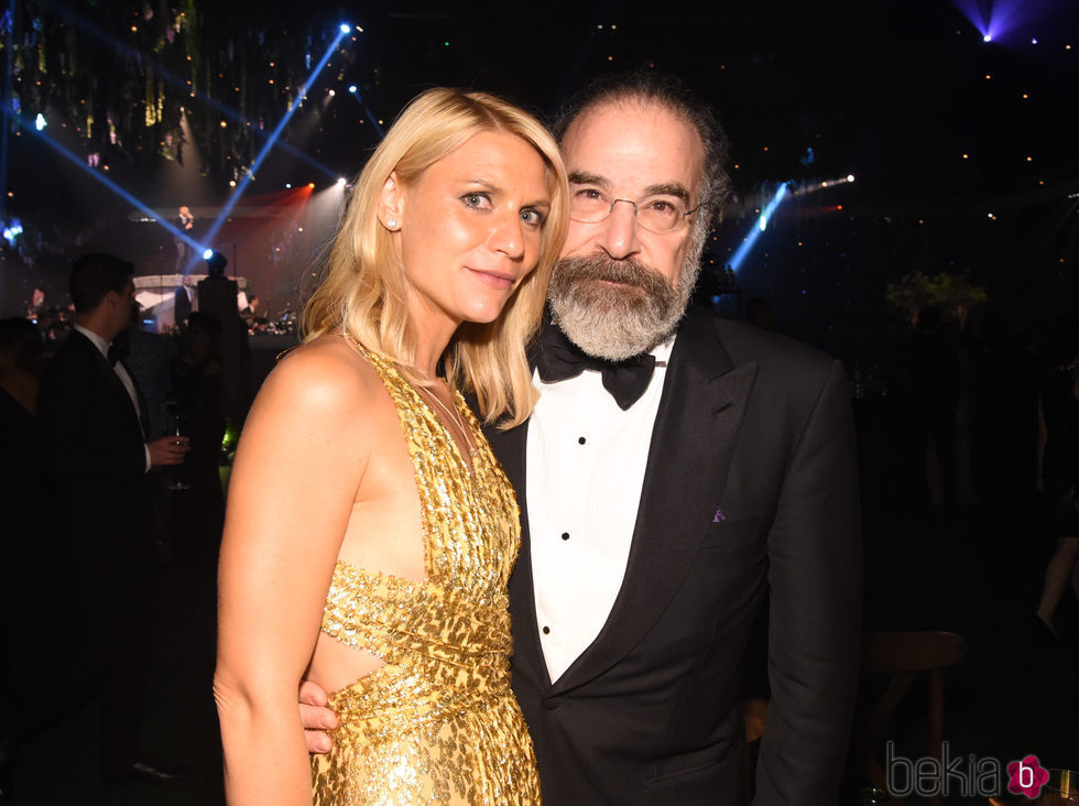 Claire Danes y Mandy Patinkin en la fiesta celebrada tras los Premios Emmy 2016