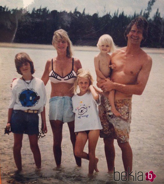 La familia Delevingne al completo de vacaciones