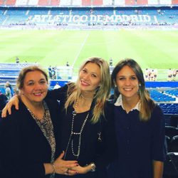 Carla Pereyra con su madre y su hermana el día antes de dar a luz